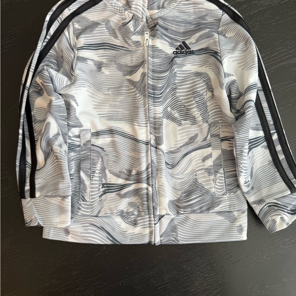 Adidas Tracksuit - Picture 2 of 6